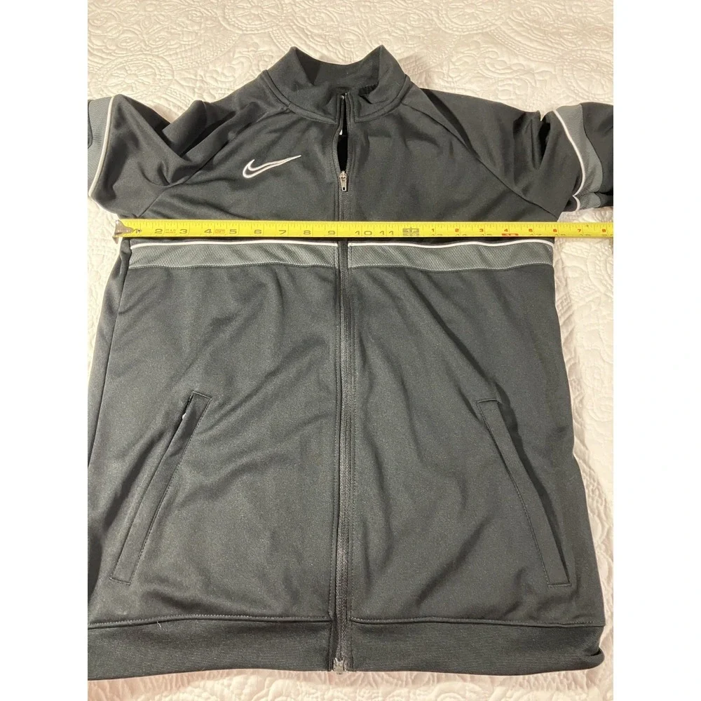 Nike Dri-Fit Full Zip Fitted Jacket YOUTH XL Black Athletic Running Gym Swoosh‎